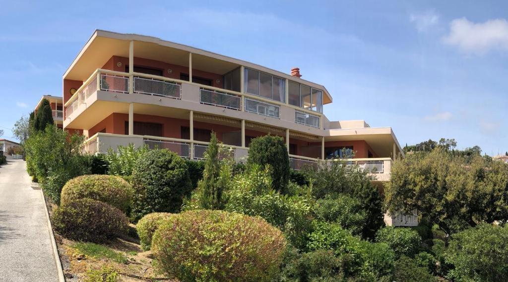 Appartement Altair Le Lavandou Dış mekan fotoğraf